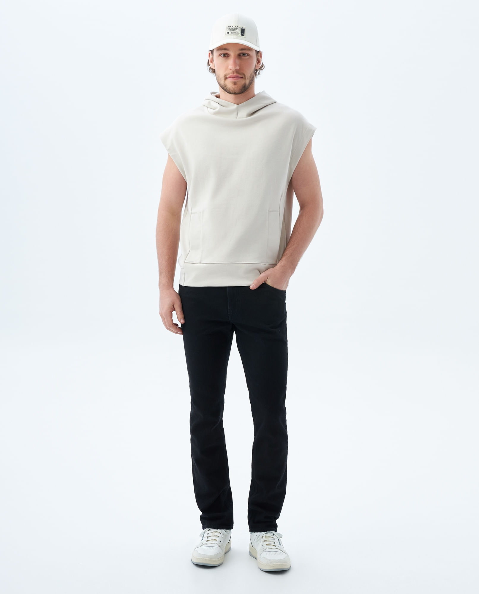 Jean negro bota recta para hombre