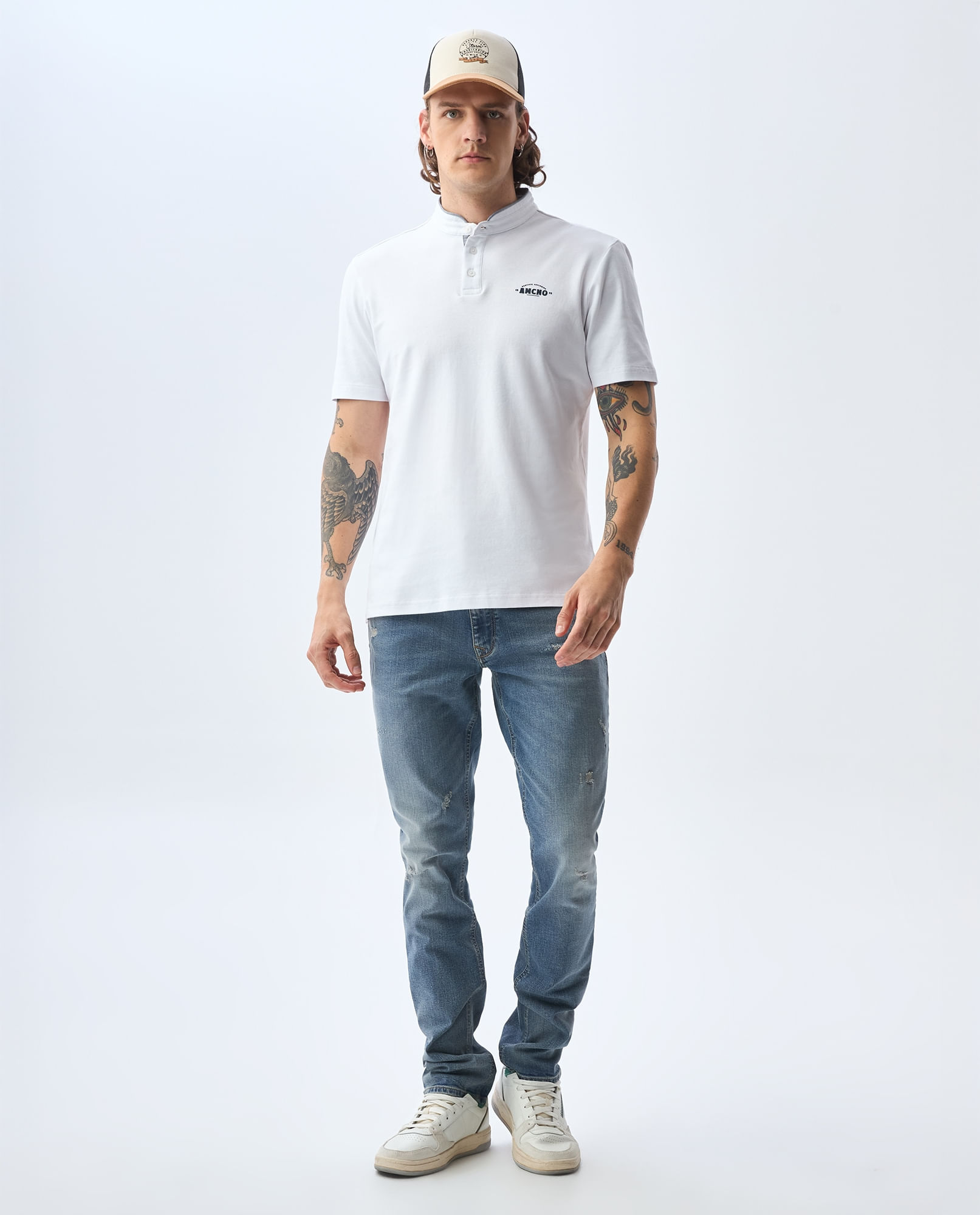 Jean Slim tono oscuro con rotos para hombre