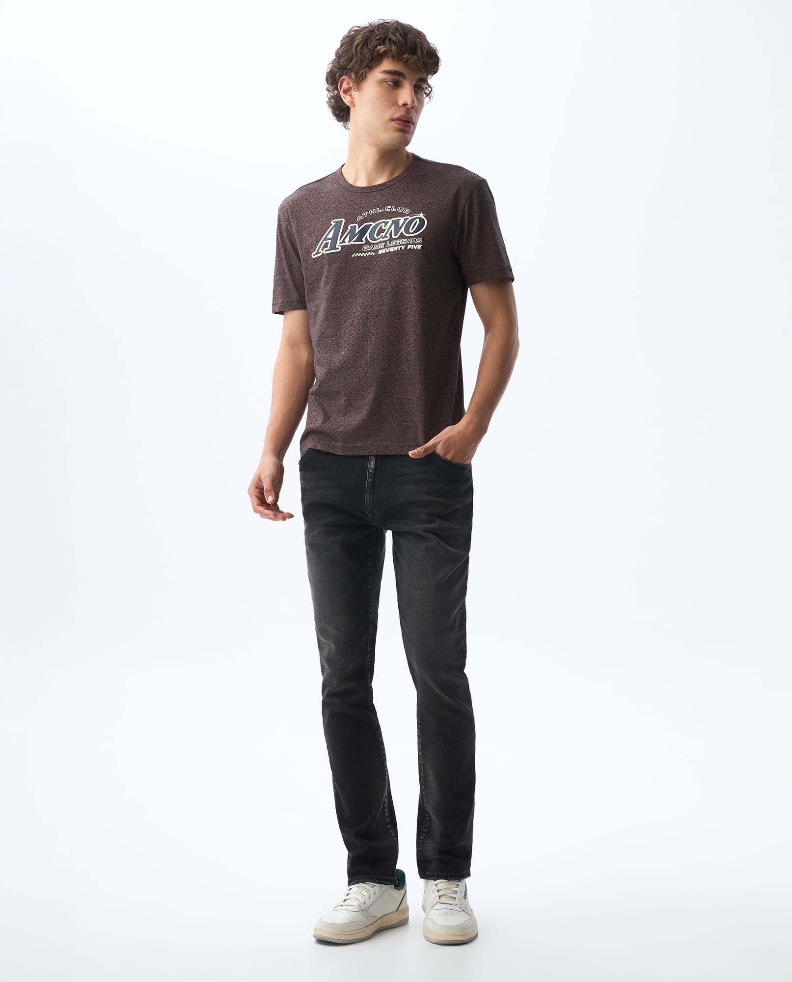 Jean Tapered tono negro para hombre