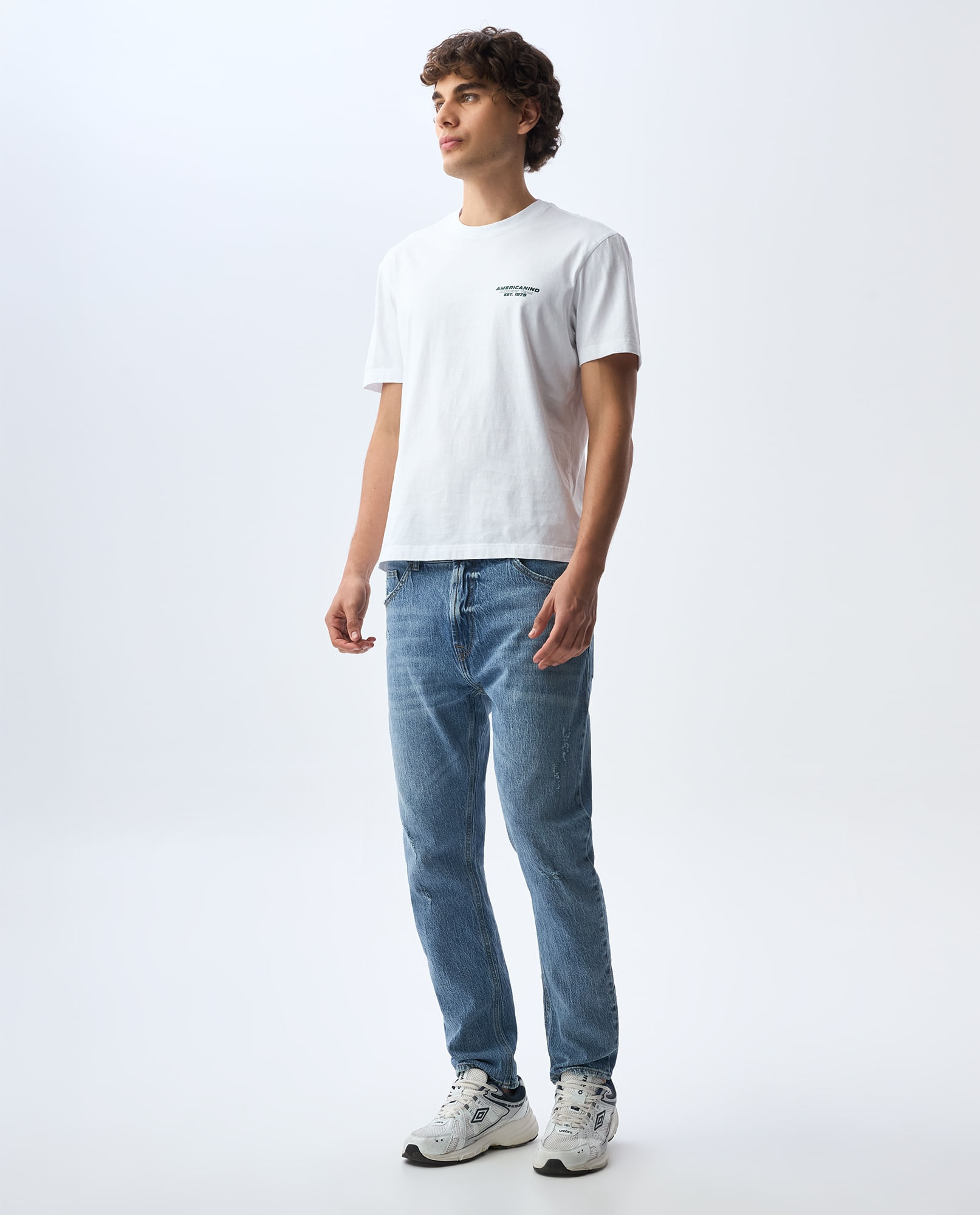 Jean Relaxed tono medio para hombre