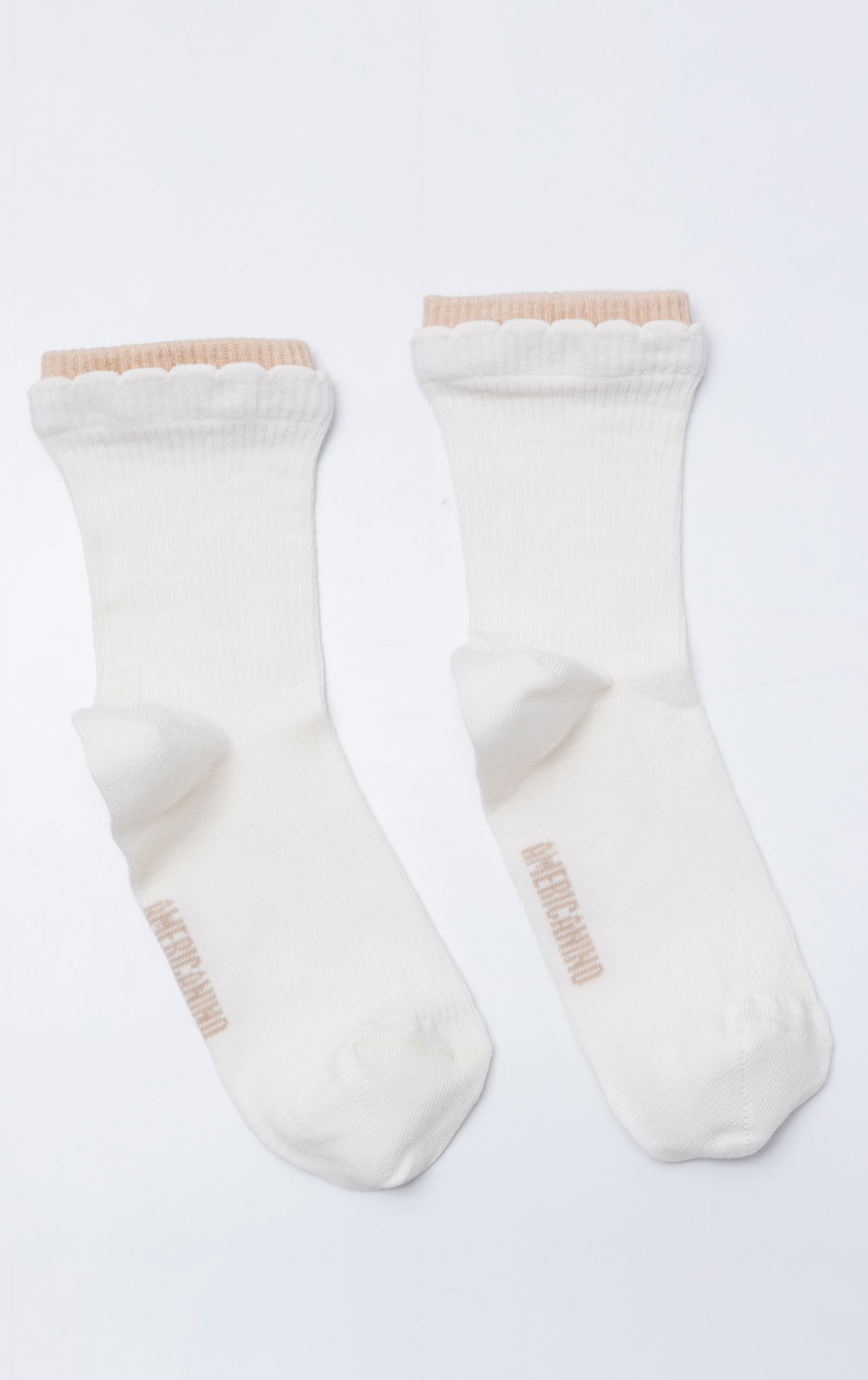 Medias con diseño acanalado para mujer