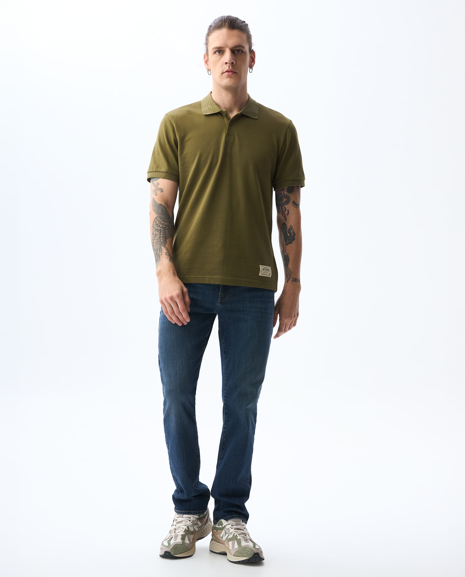 Polo Slim con marquilla en ruedo para hombre