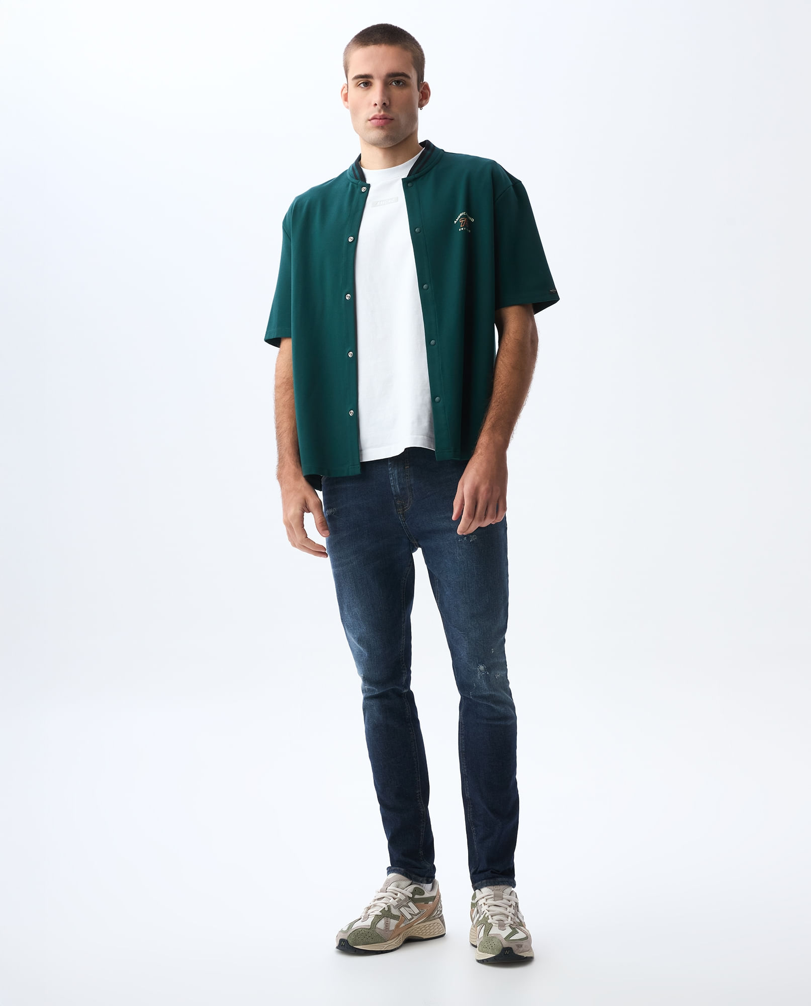 Camisa Boxy fit manga corta para hombre