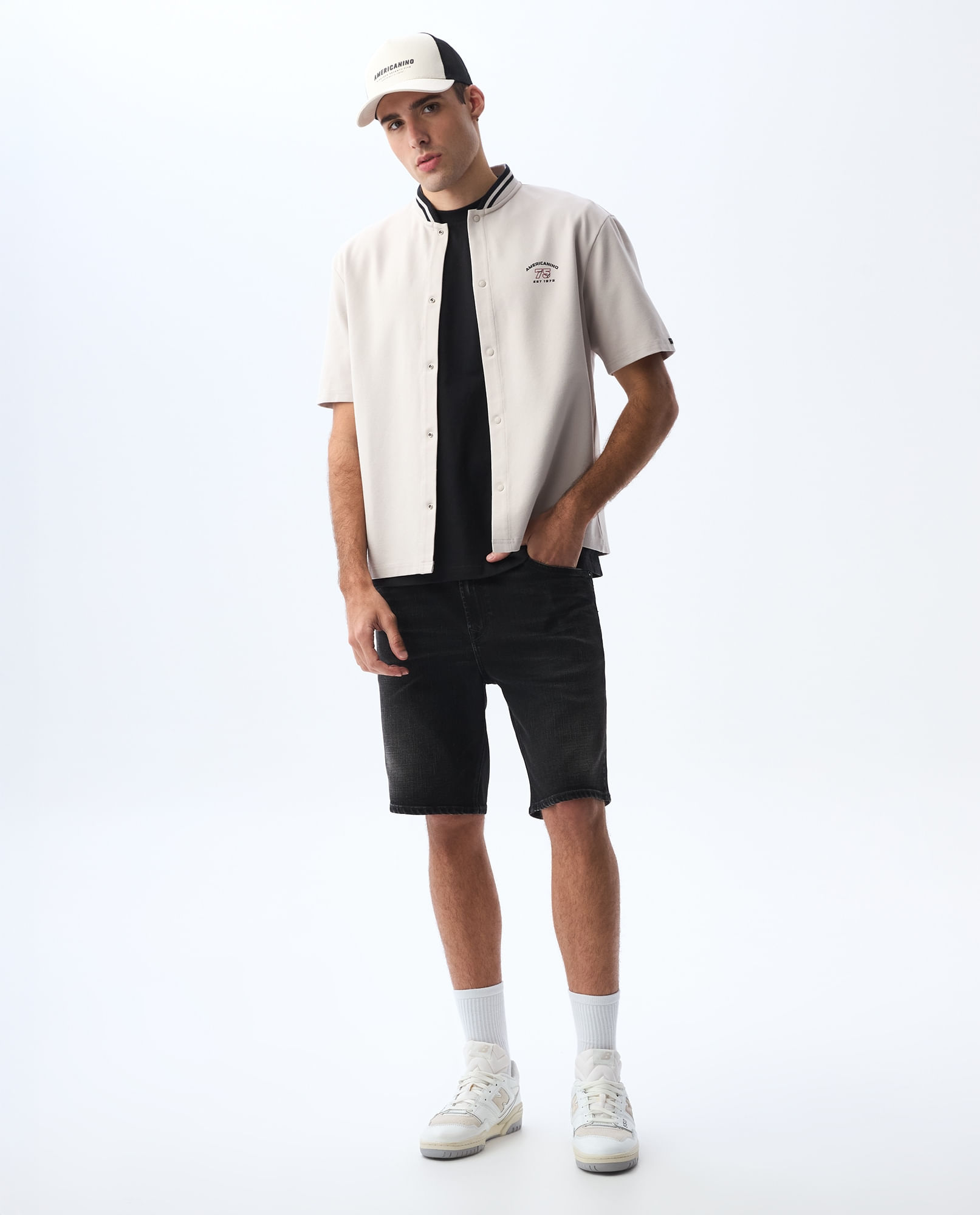 Camisa Boxy fit manga corta para hombre