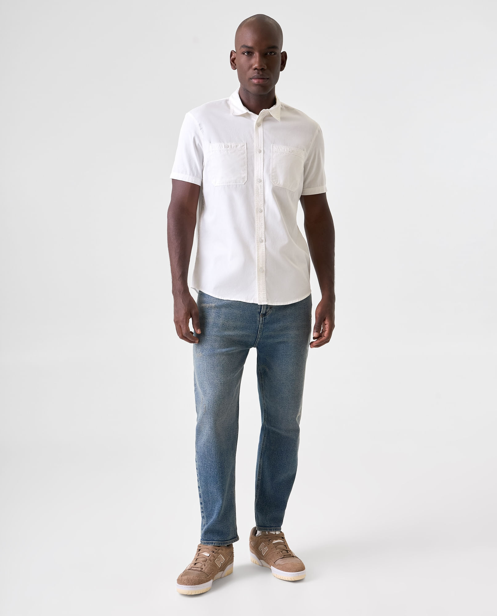 Camisa Slim con doble bolsillo para hombre