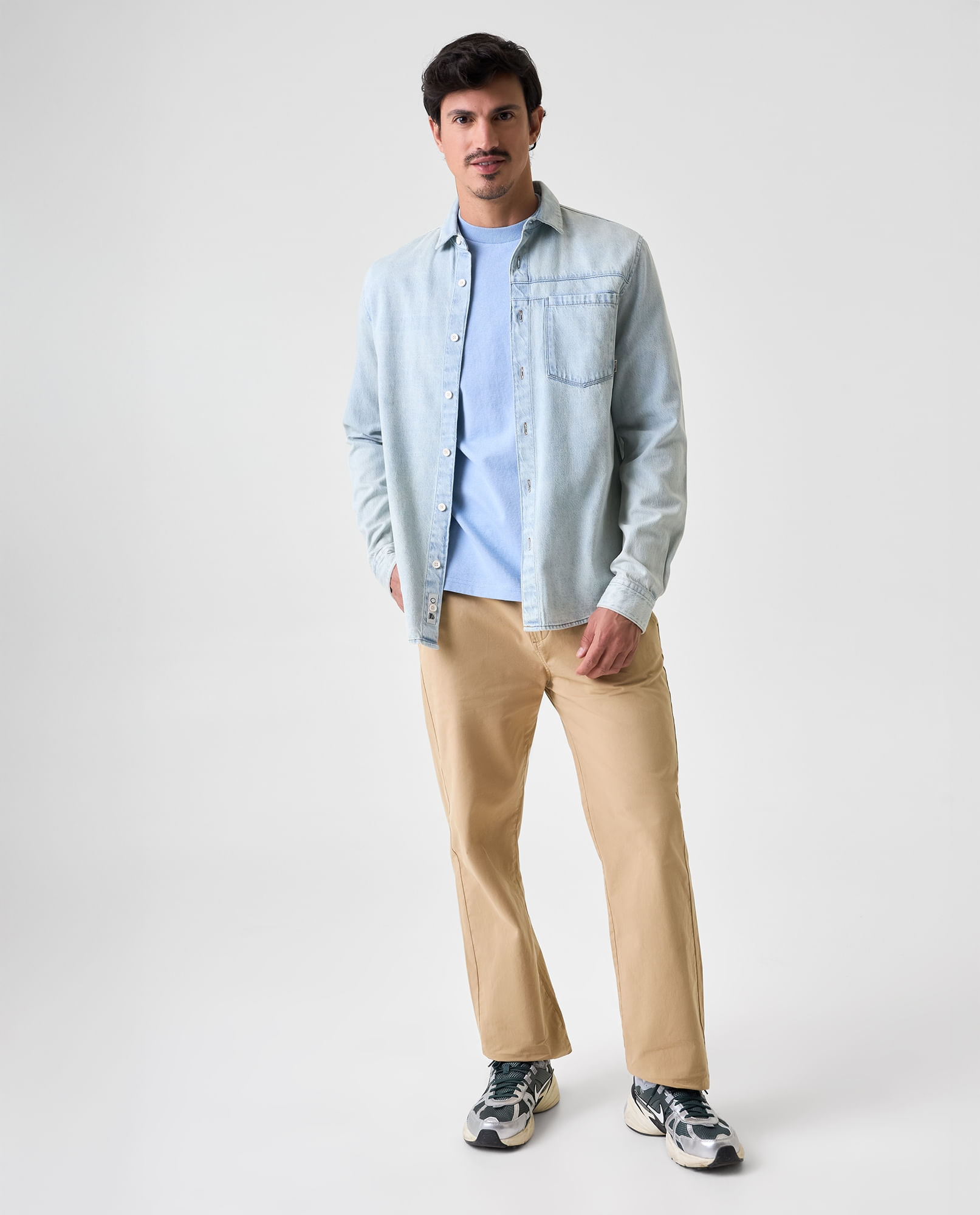 Camisa manga larga con bolsillo para hombre