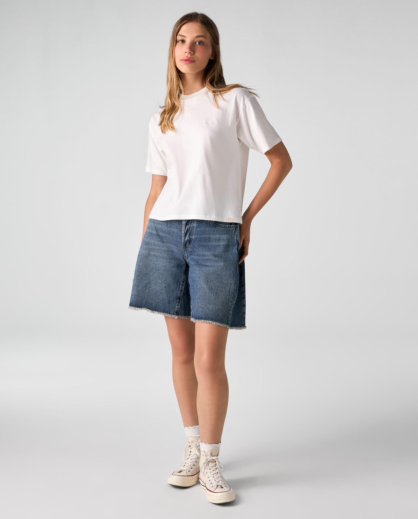 Camiseta con estampado localizado para mujer