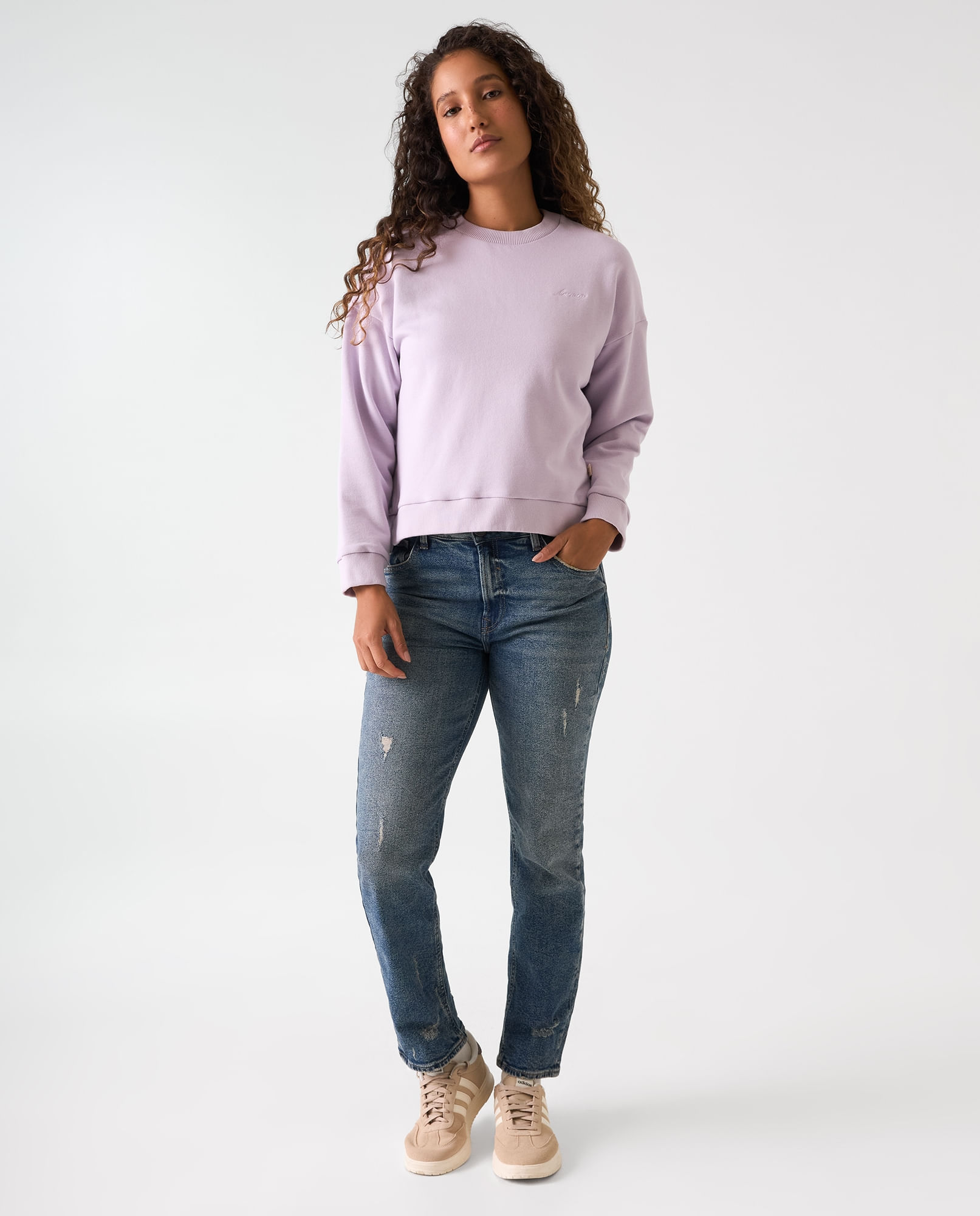 Buzo regular fit cuello redondo para mujer