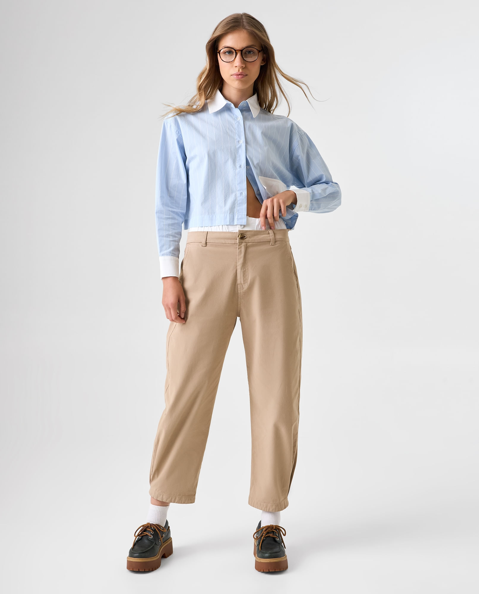 Camisa manga larga diseño a rayas para mujer
