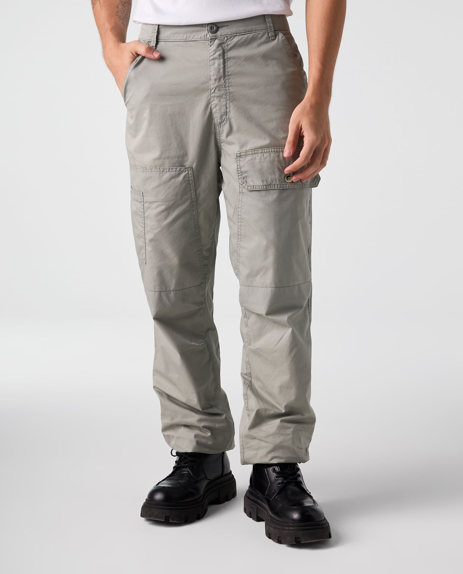 Pantalón cargo con bolsillo delantero para hombre