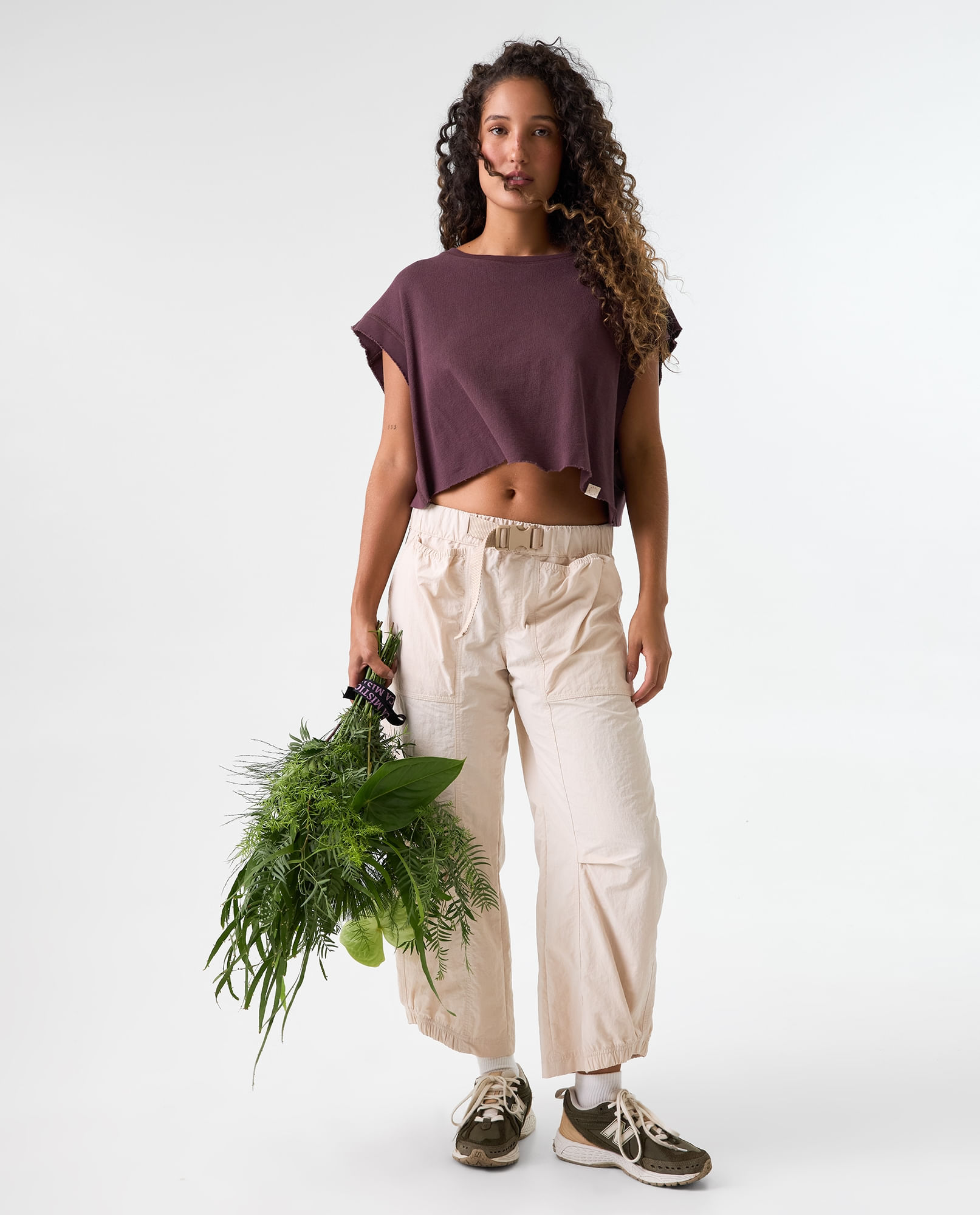 Camiseta con escote en espalda para mujer