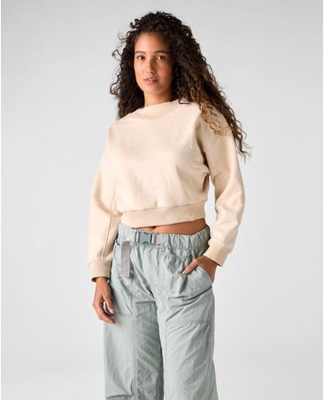 Buzo crop con bordado en punto corazón para mujer