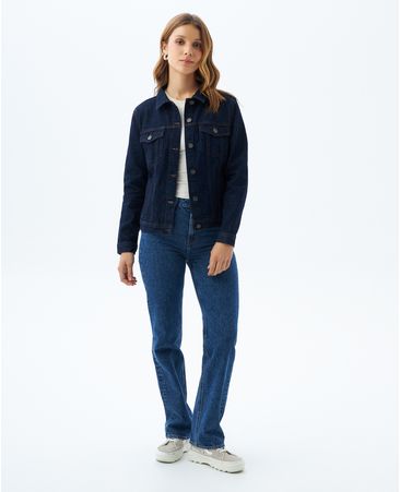 Chaqueta tono oscuro para mujer