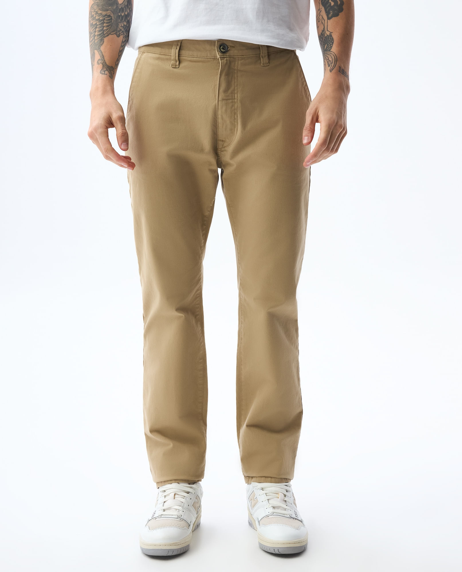 Pantalón tipo chino para hombre