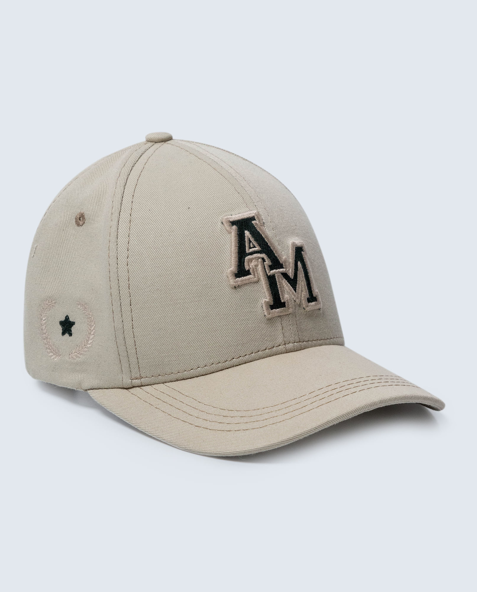 Gorra ajustable en algodón con letras AM y estrella bordada