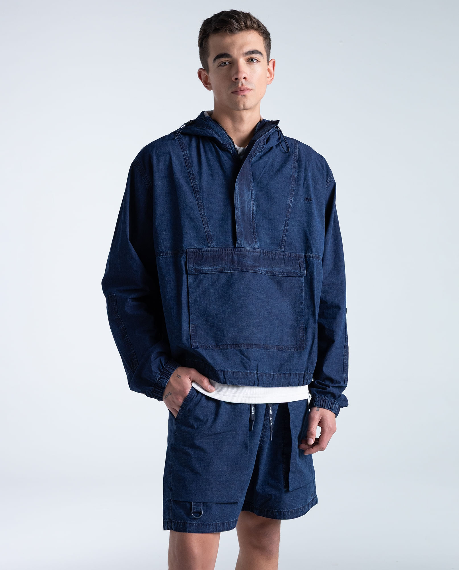 Chaqueta regular en algodón con capucha