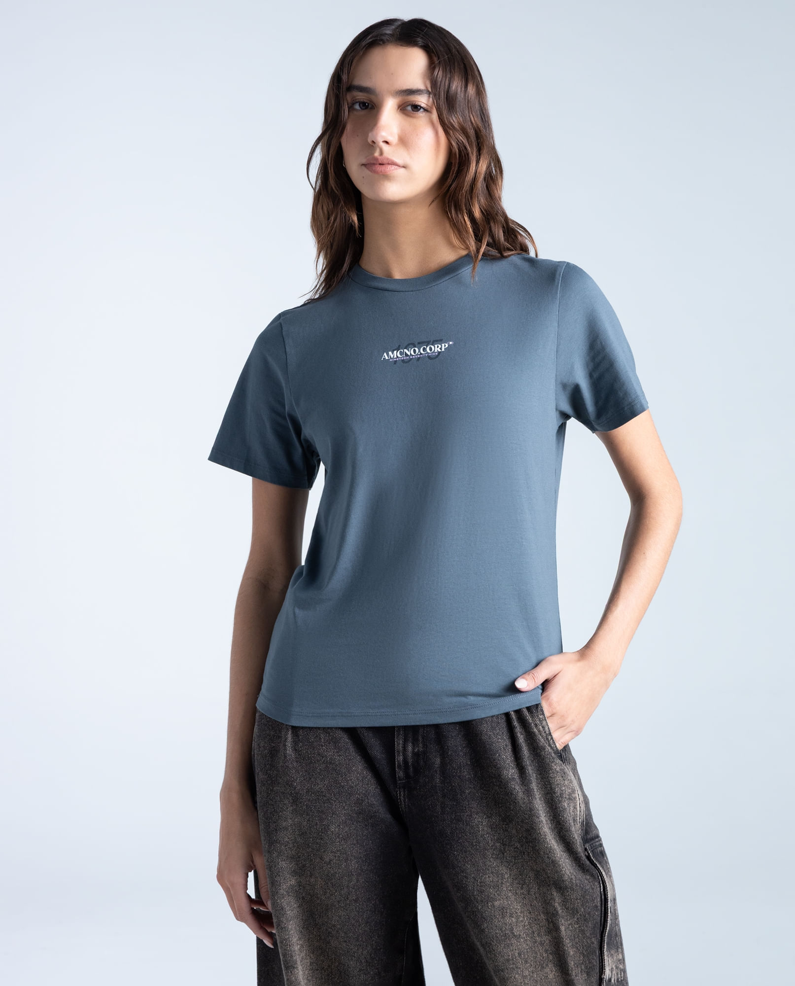 Camiseta slim algodón estampado localizado