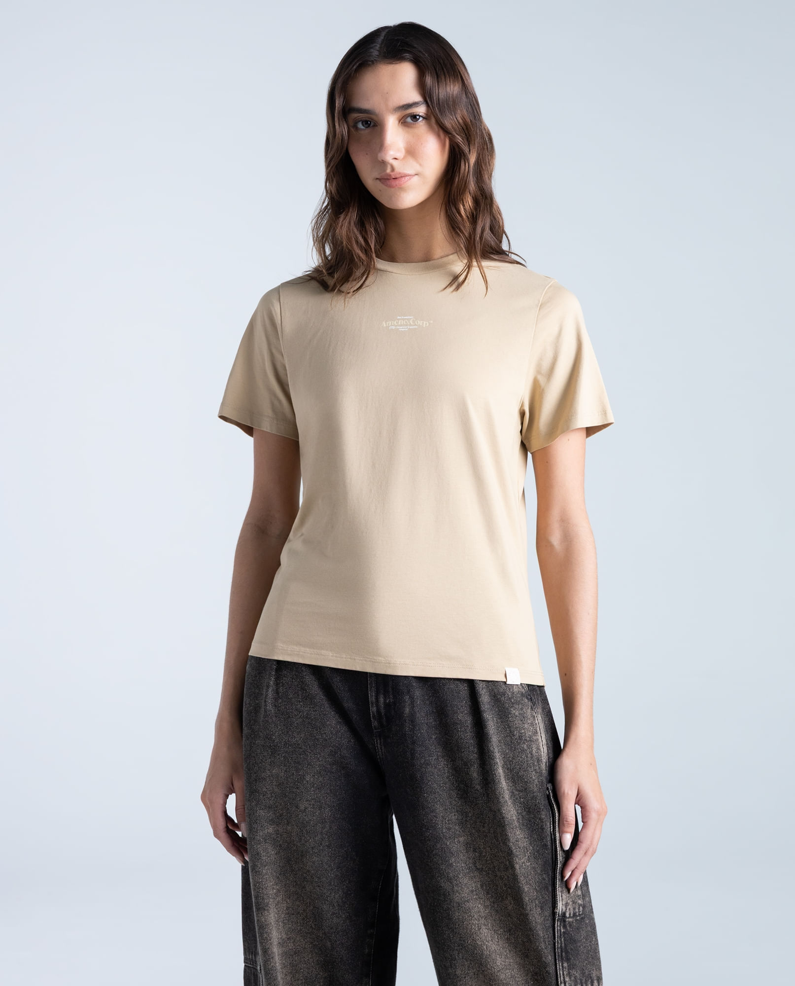 Camiseta slim algodón estampado localizado