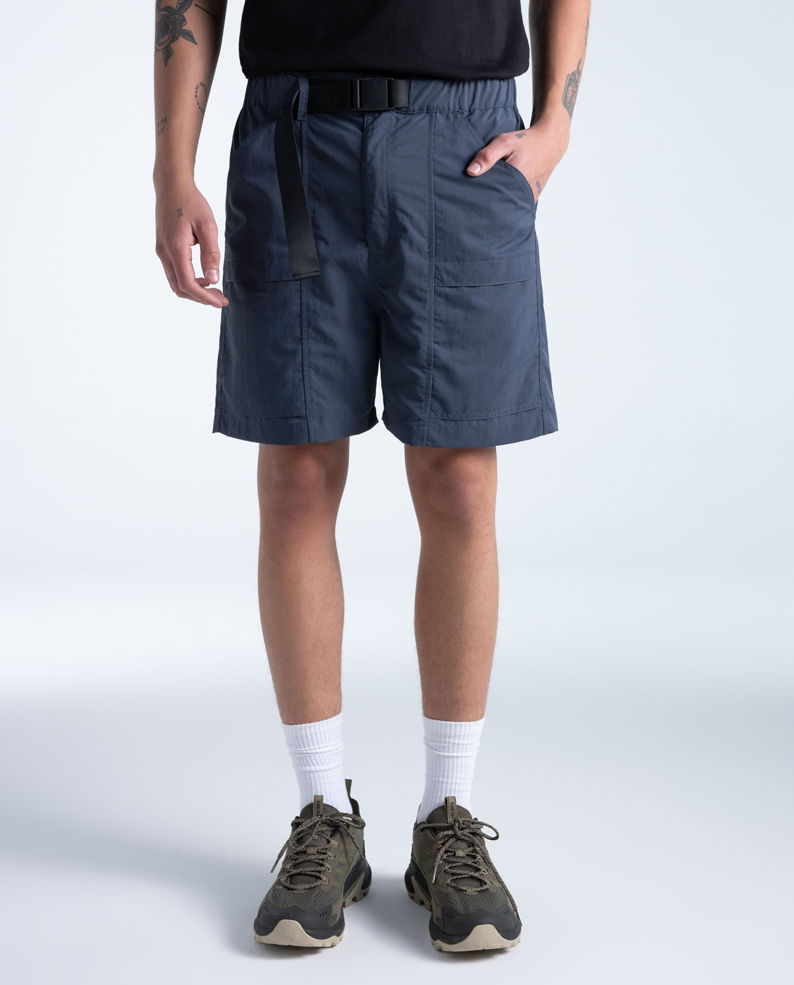 Bermuda regular nylon tiro medio