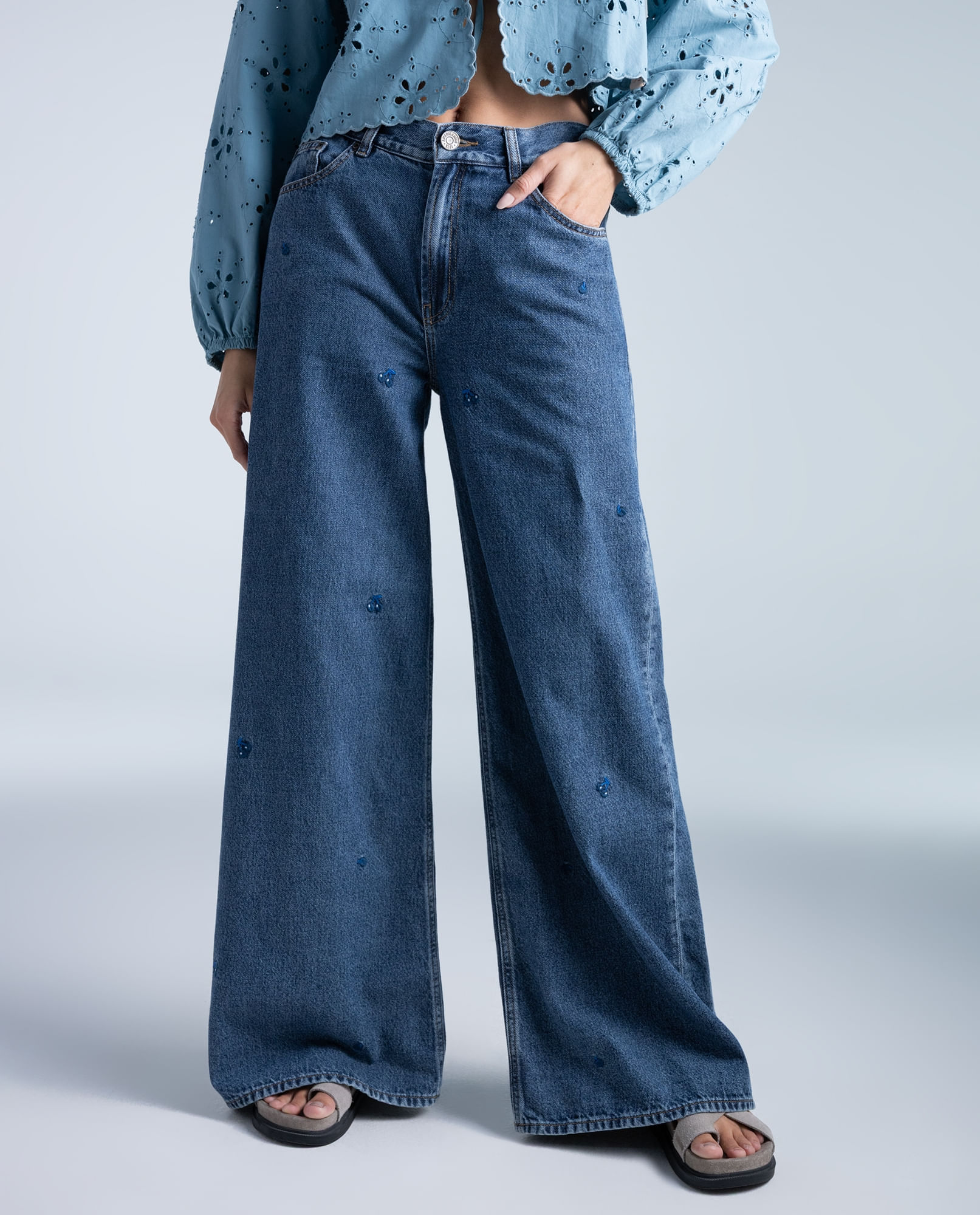 Jeans flare en algodon tiro medio