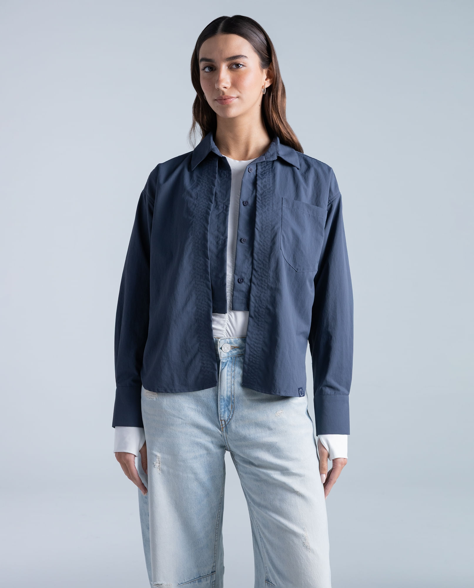 Camisa regular manga clásica cuello camisero para mujer
