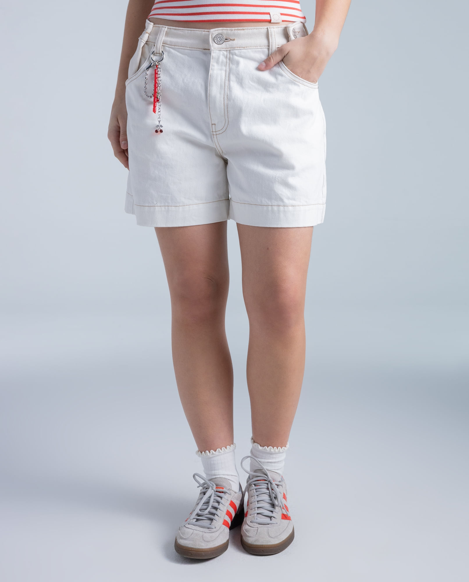 Shorts regular algodón tiro medio