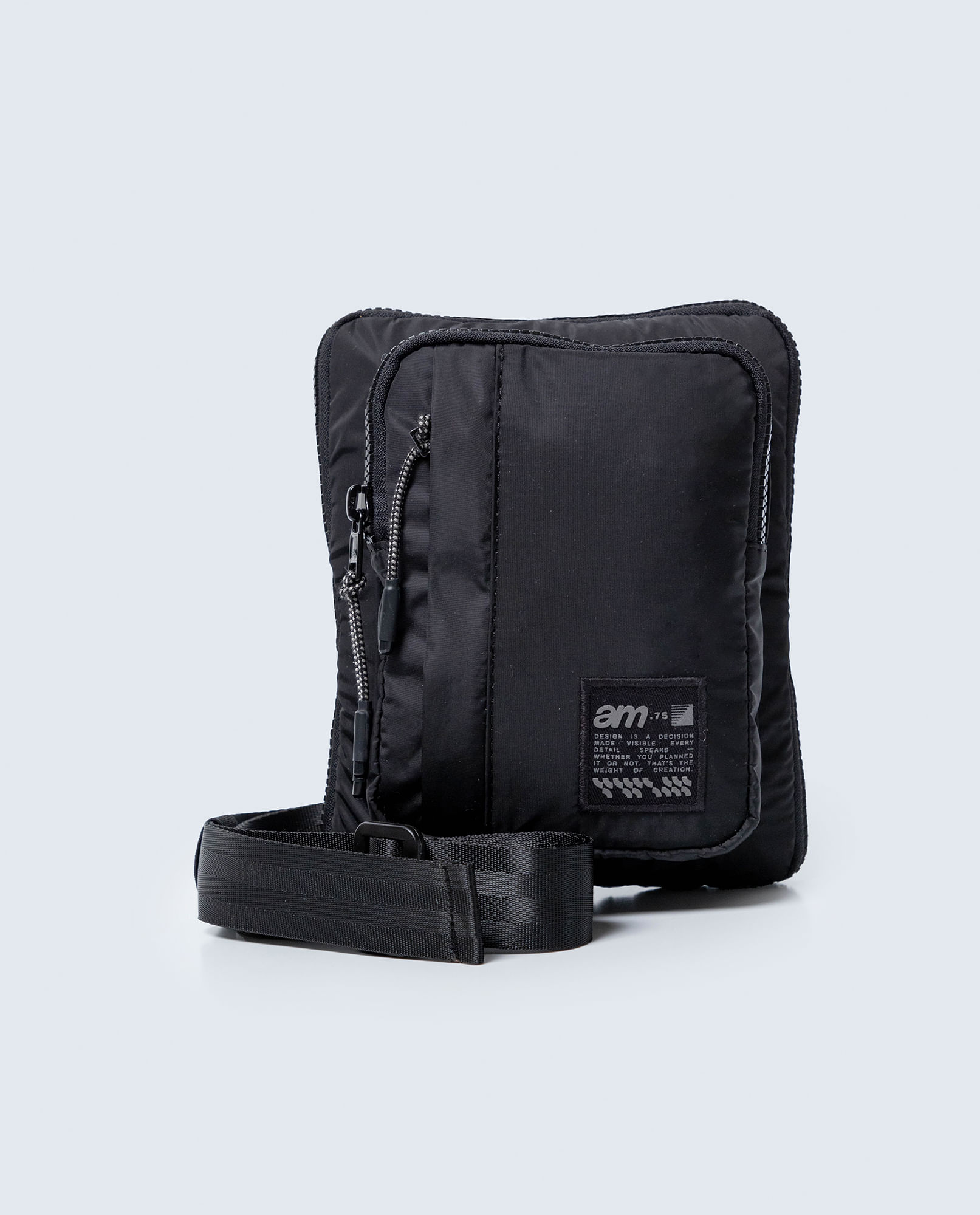 Bolso negro cuadrado