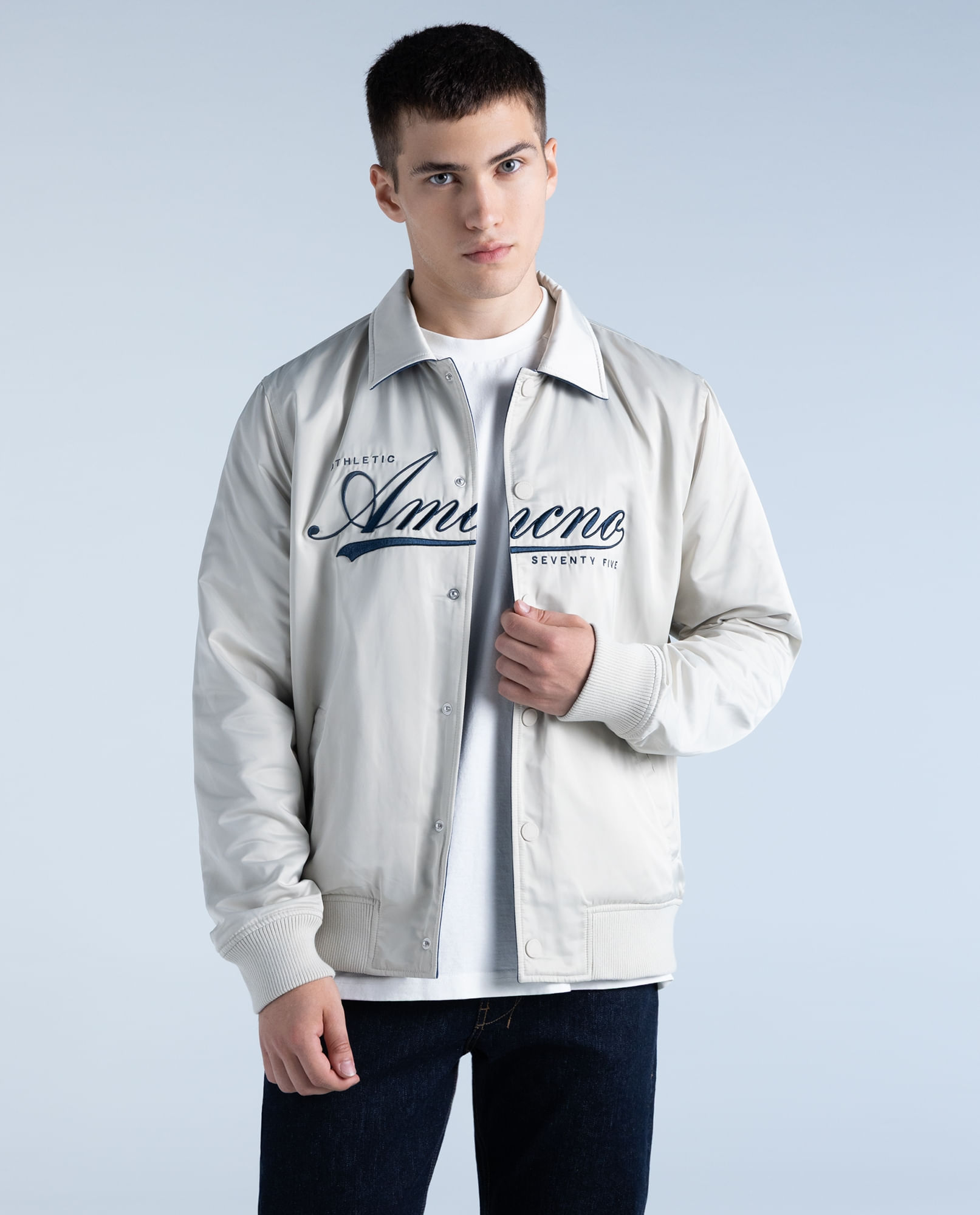 Chaqueta regular poliéster reversible con texto bordado