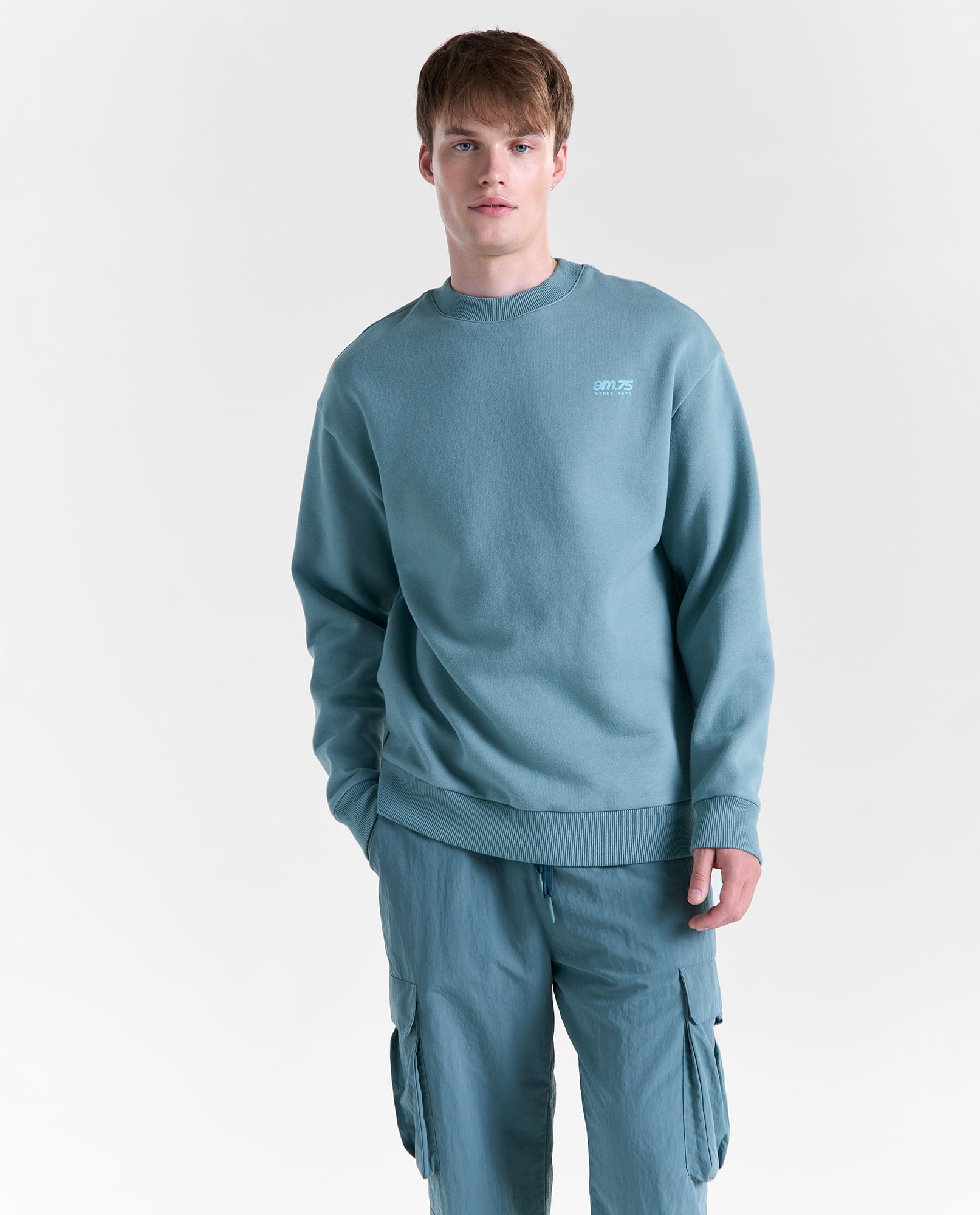 Buzo oversize cuello redondo para hombre