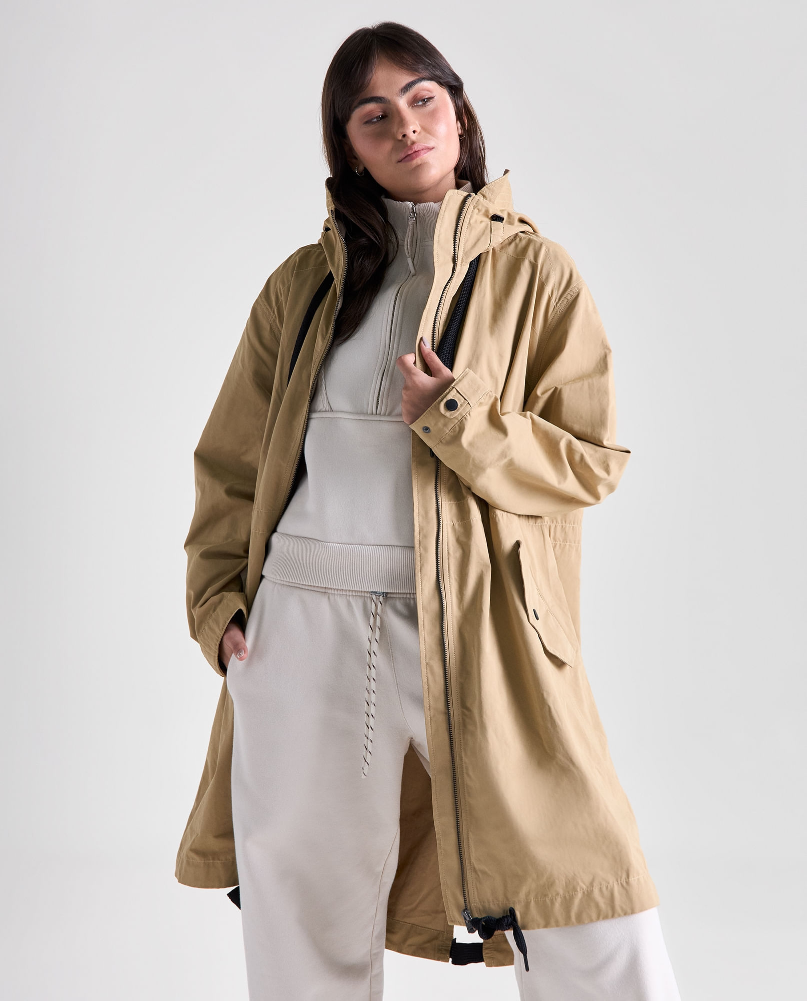Chaqueta parka capucha ajustable para mujer