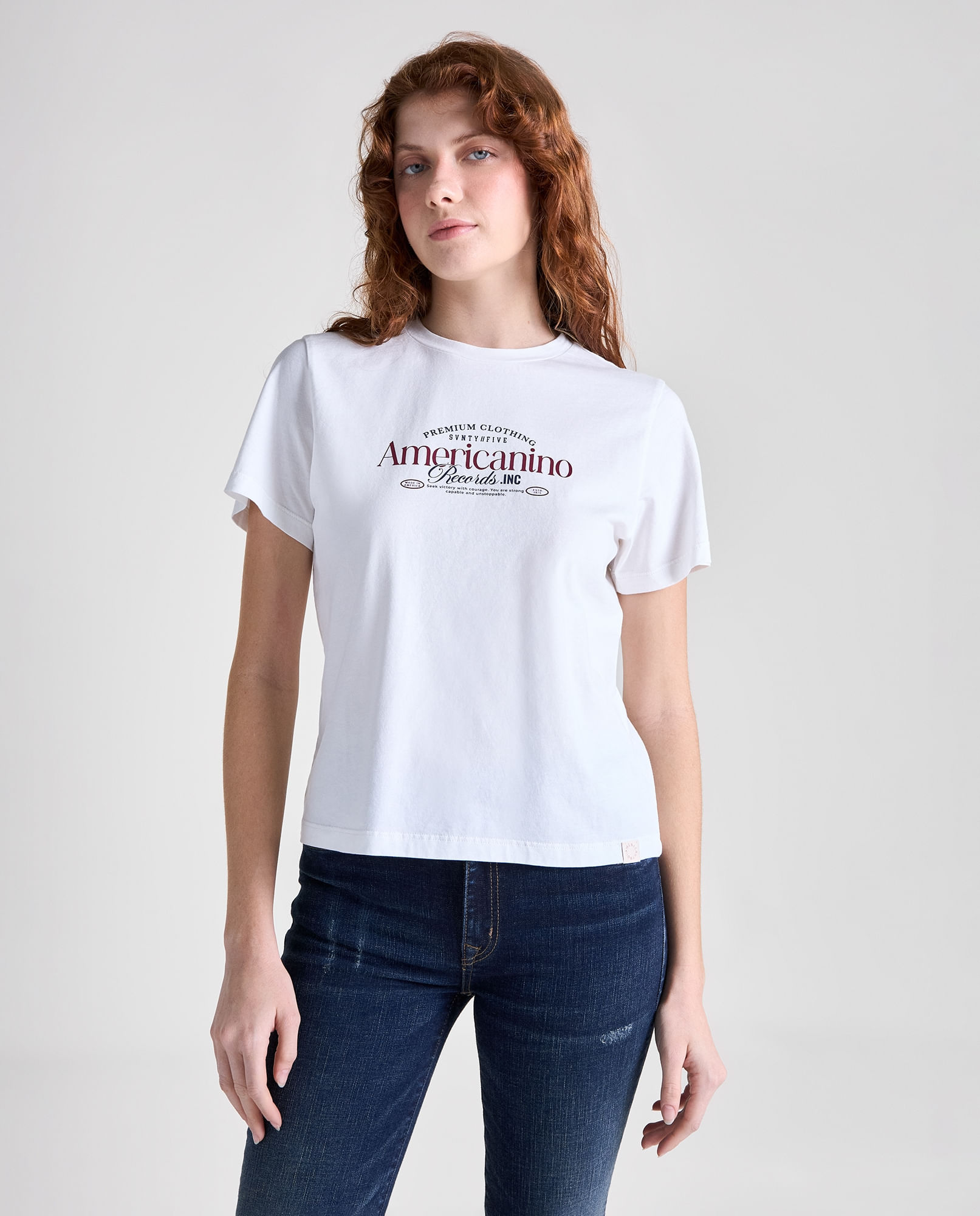 Camiseta gráfica manga corta cuello clásico para mujer