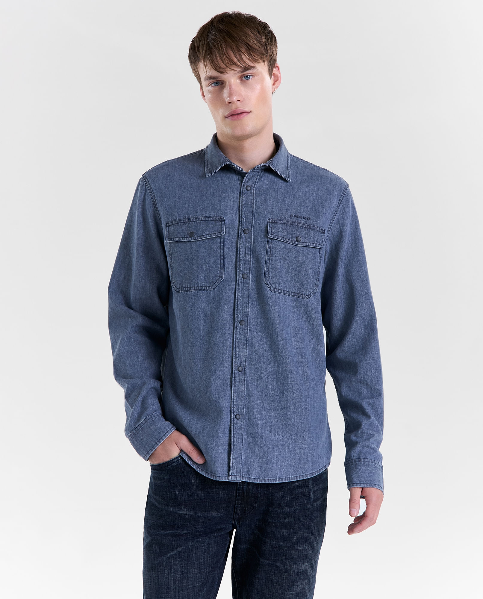 Camisa slim manga larga cuello camisero para hombre