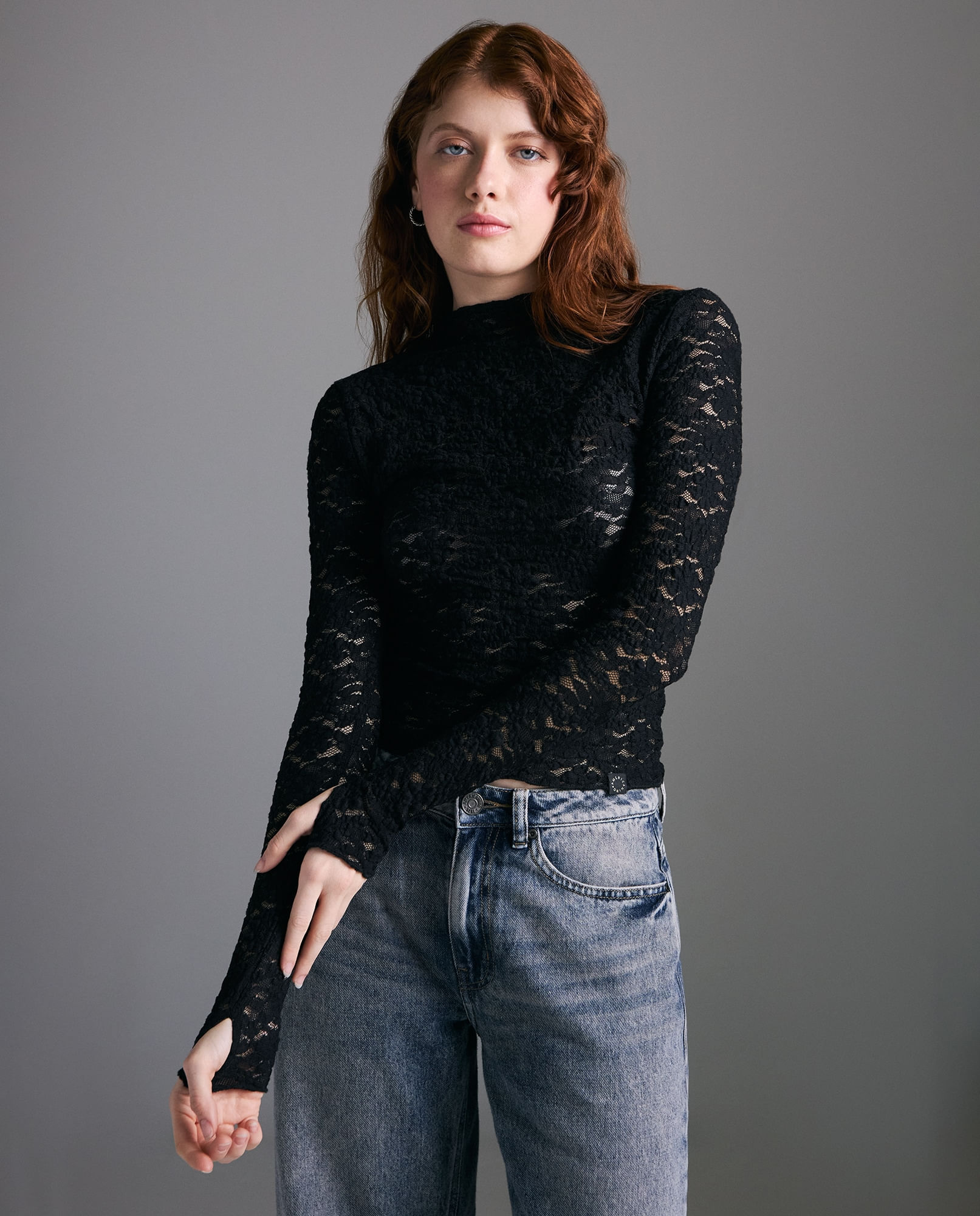 Camisa encaje manga larga cuello redondo para mujer