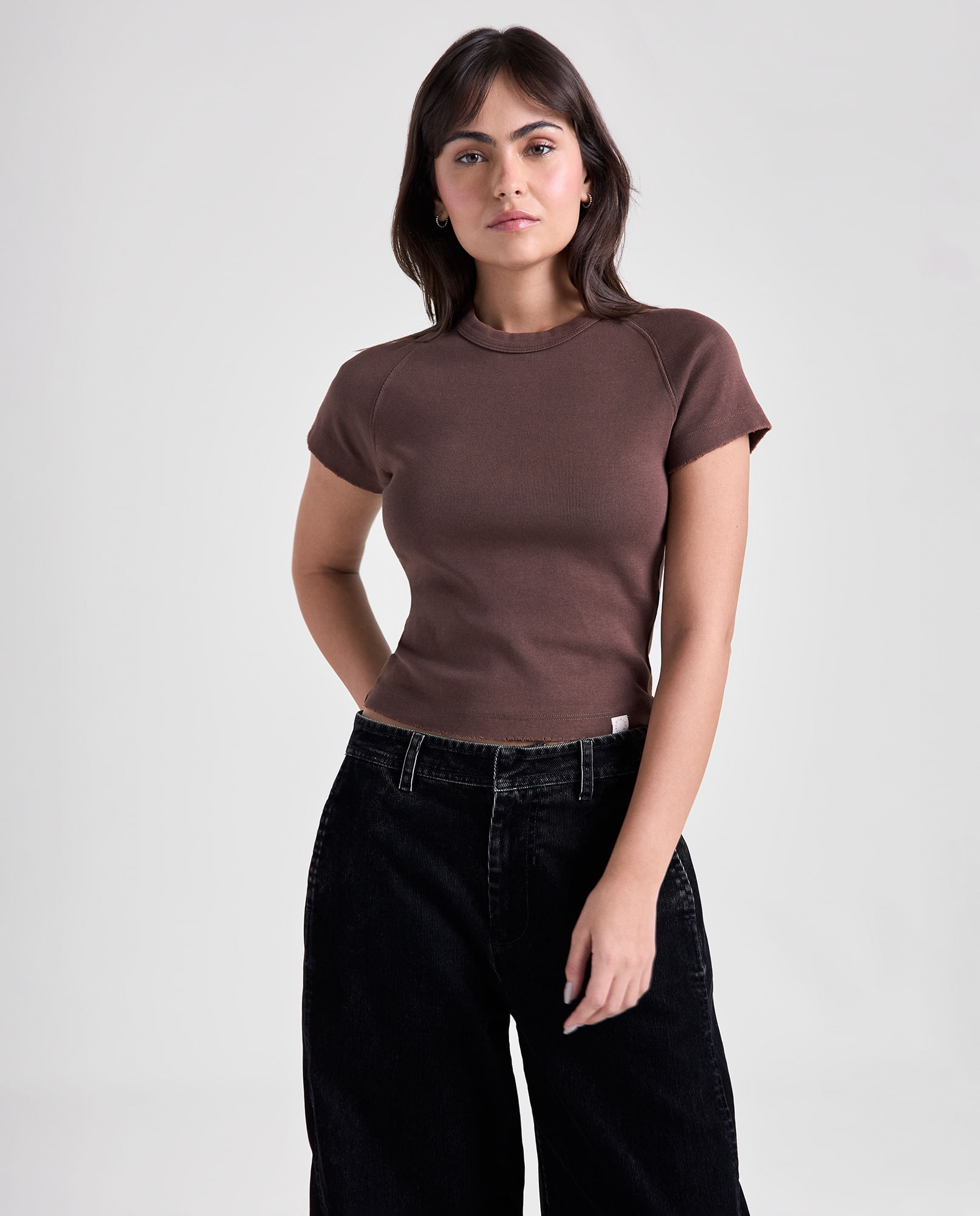 Camiseta efecto manga corta cuello redondo para mujer