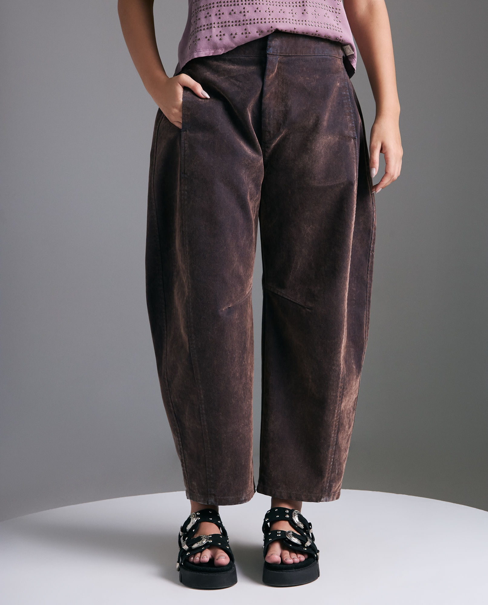 Jean Wide Acid Wash tiro alto para mujer
