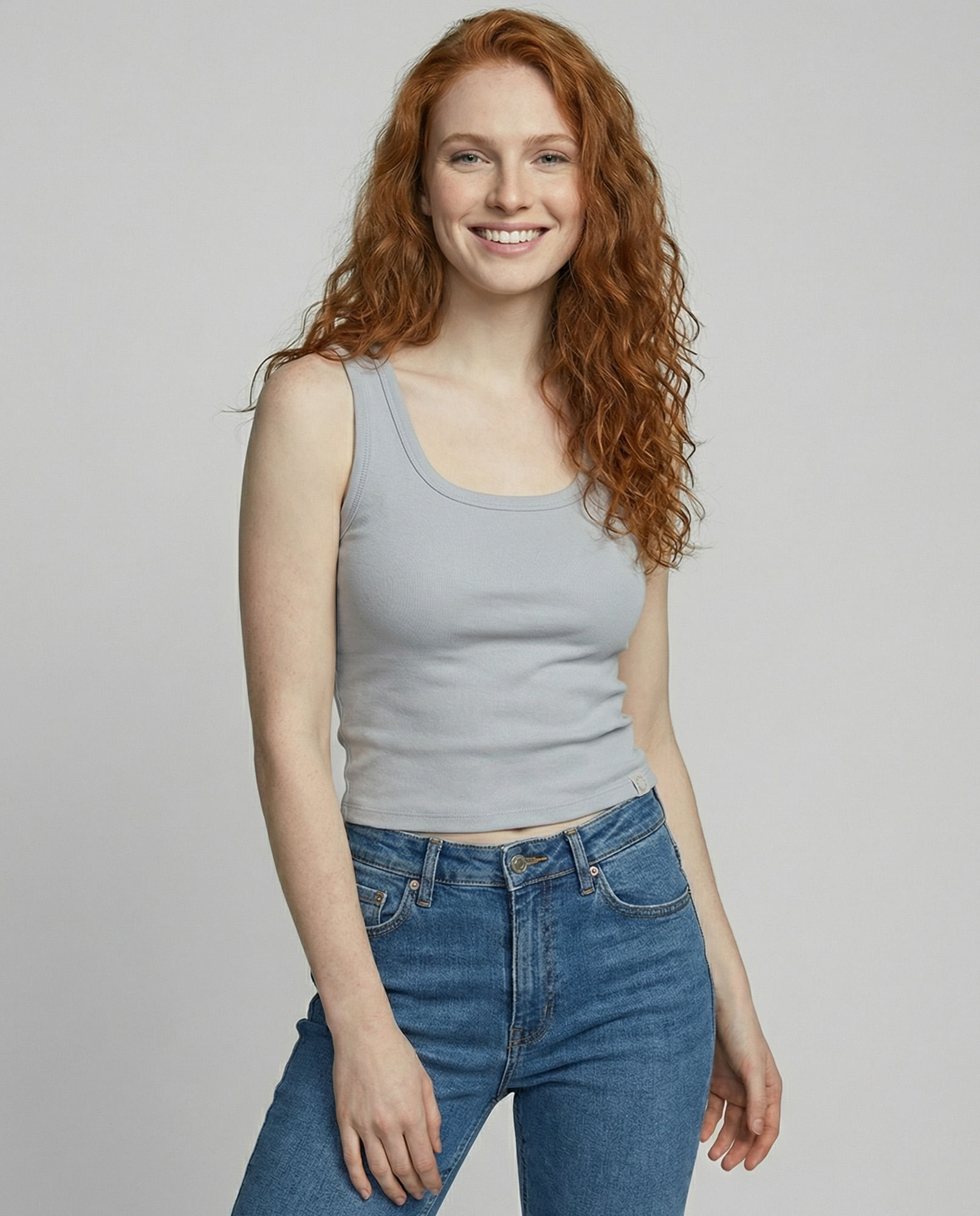 Camiseta corte ajustado manga corta cuello redondo para mujer