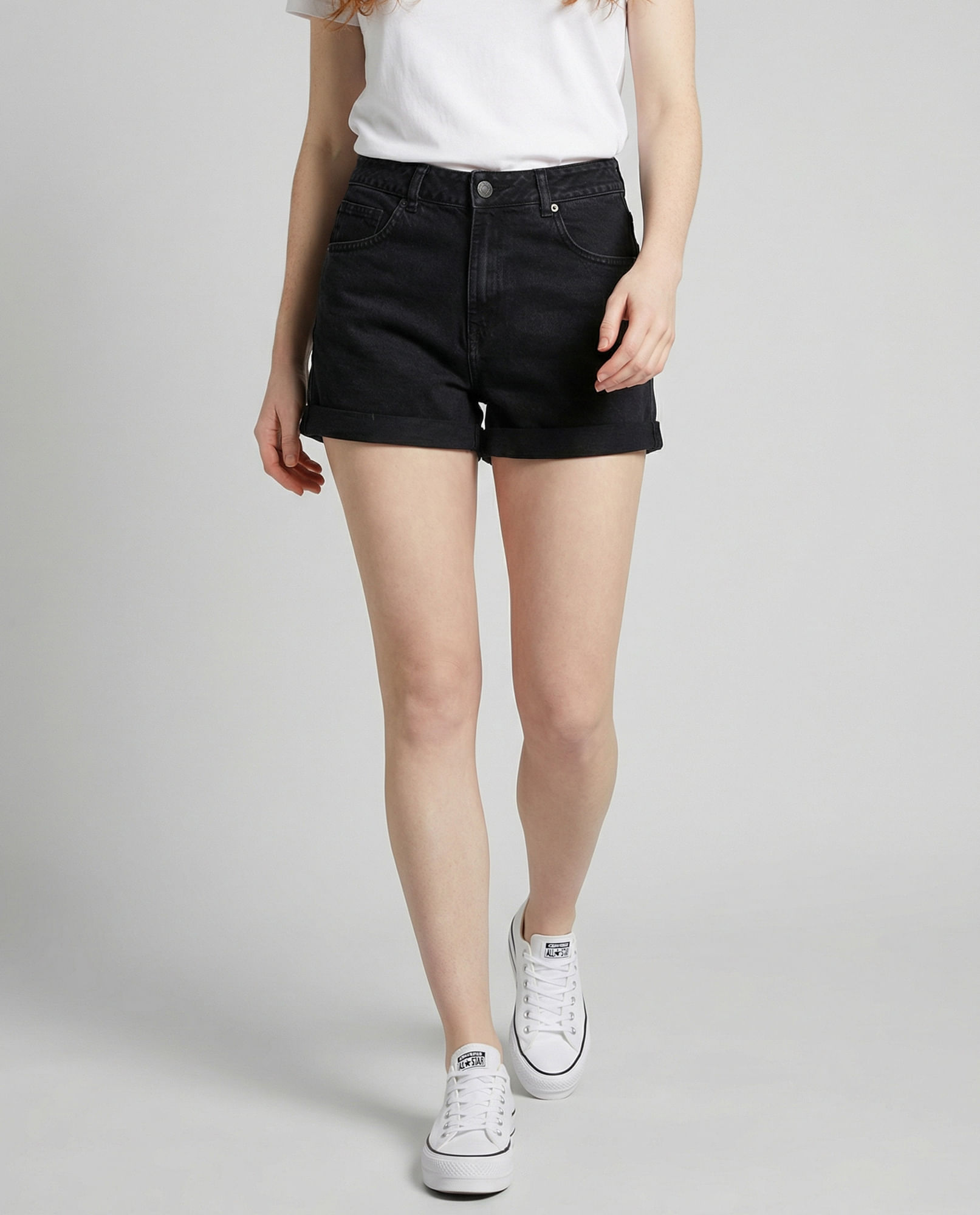 Shorts regular denim tiro medio
