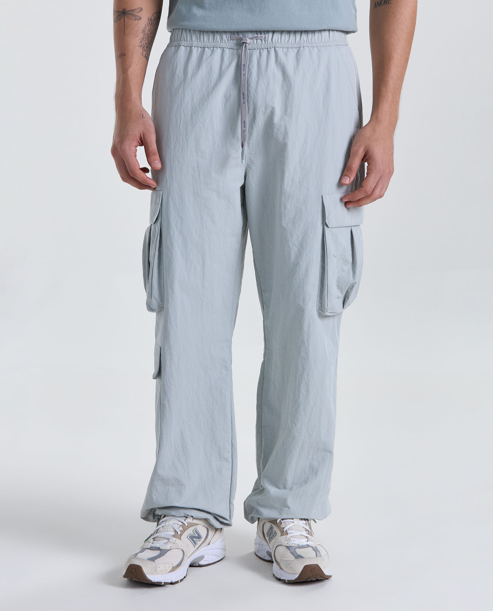 Pantalón Cargo tiro medio para hombre