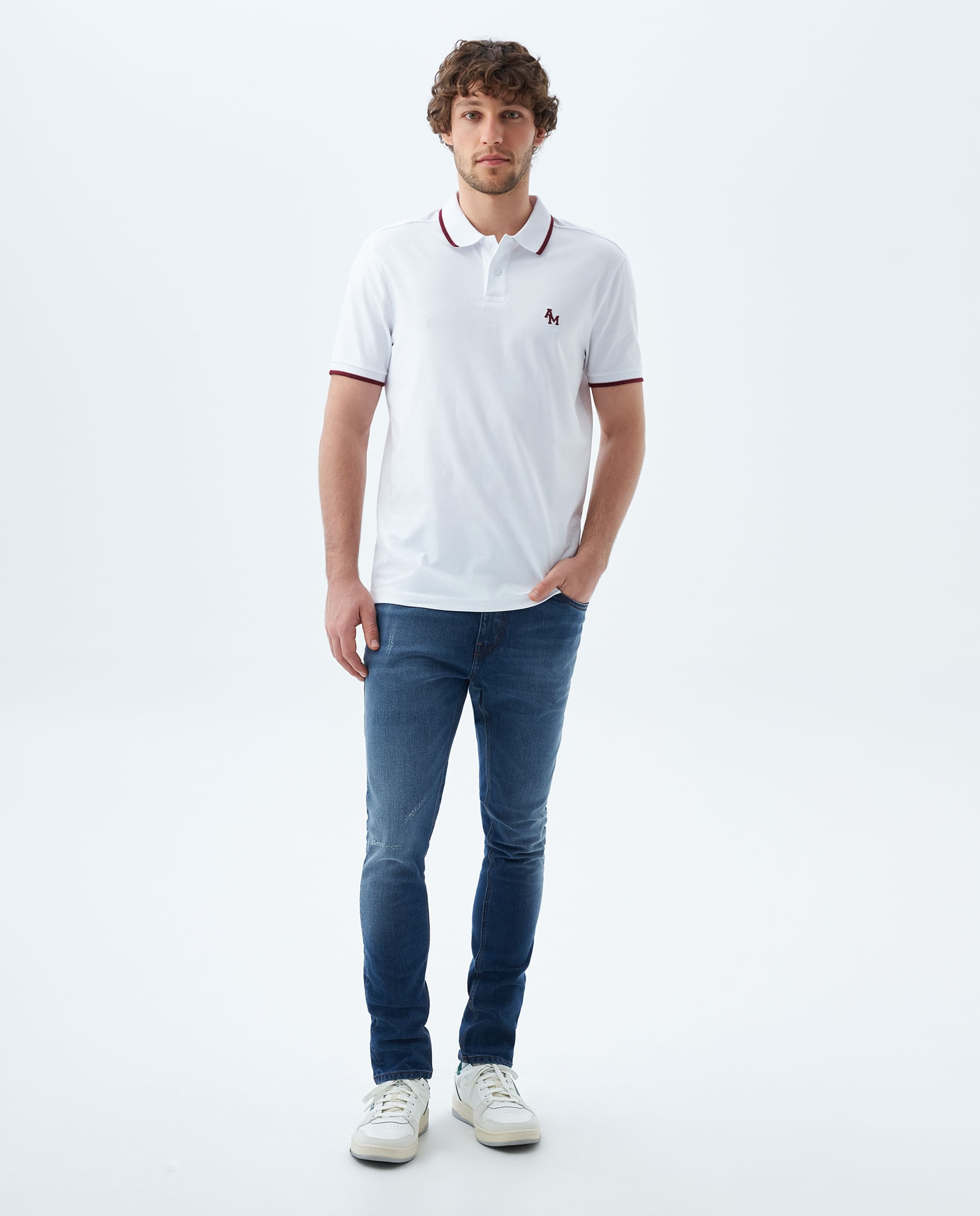 Jean Tapered tiro medio para hombre