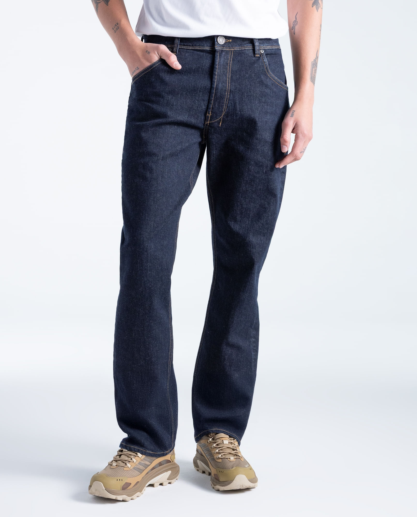 Jeans regular en algodón tiro medio