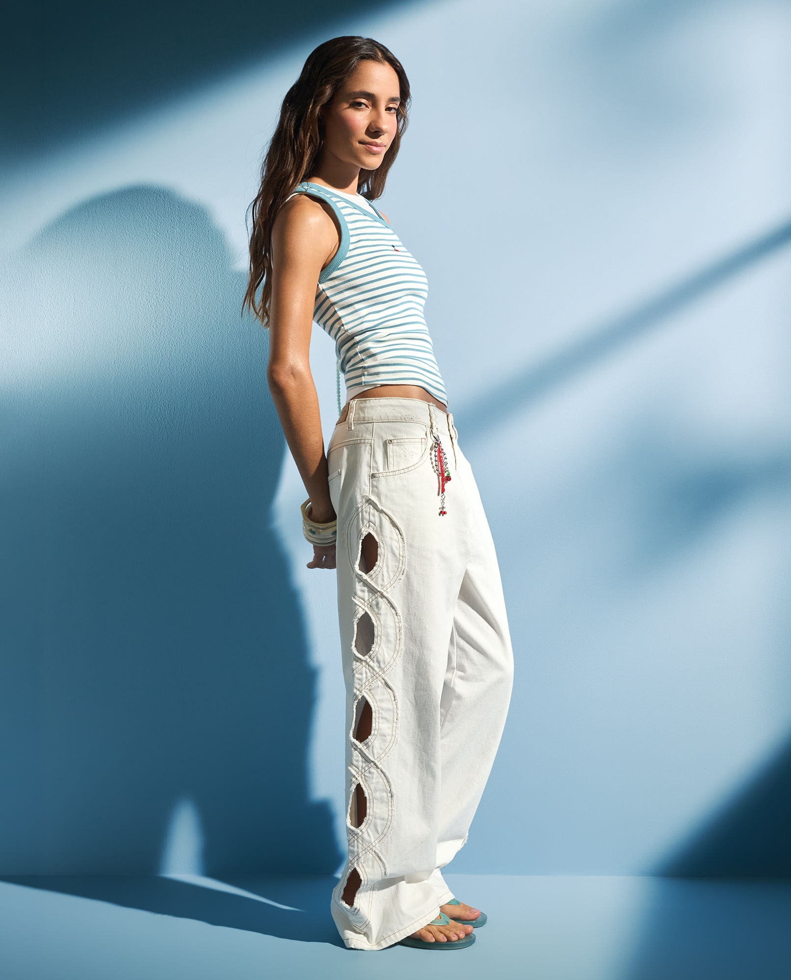 Jean Bootcut medio para mujer